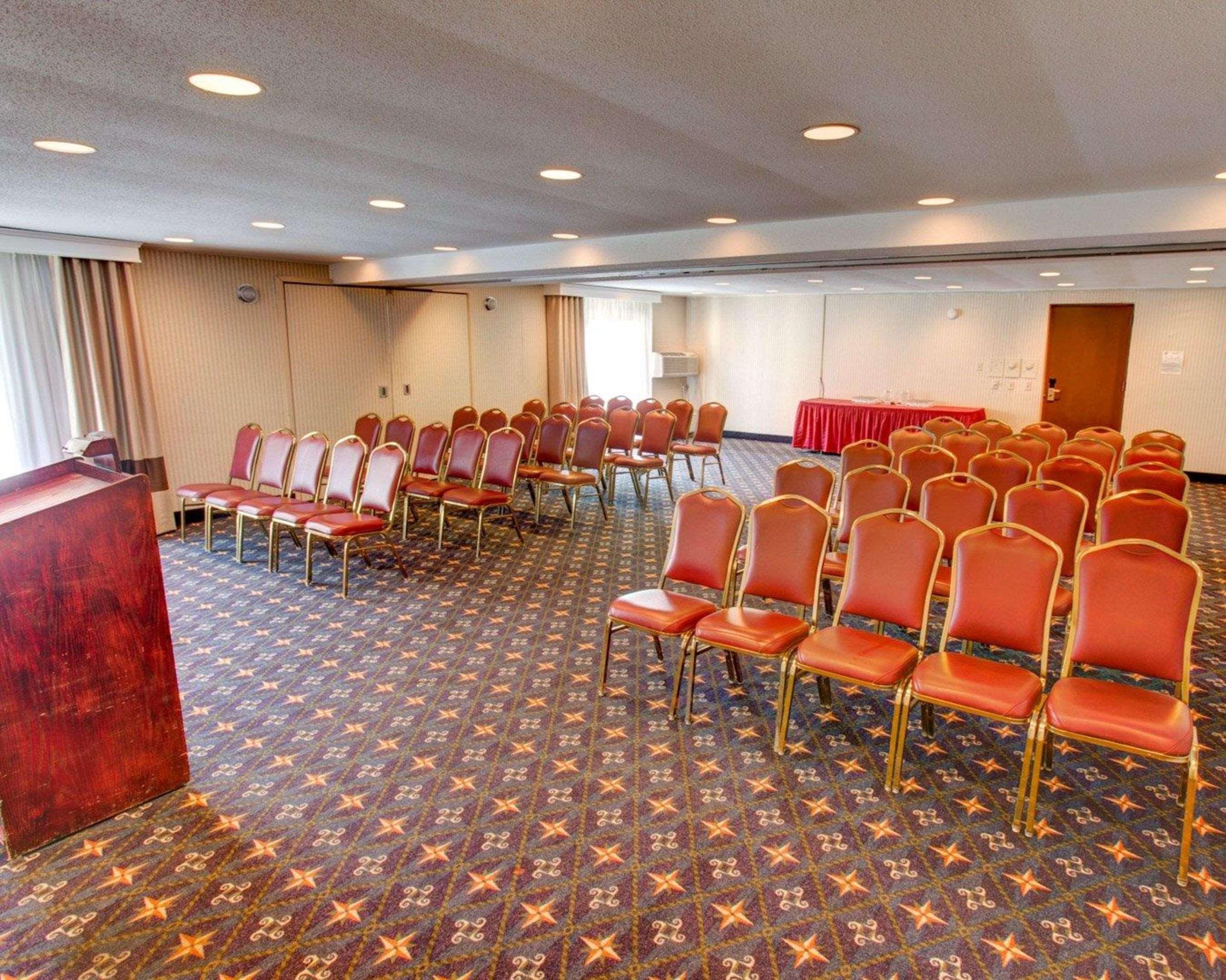 Comfort Centro De Conferencias 3*